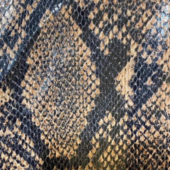 Missguided Shiny Snake Print Women's Jumpsuit Size 4 - Picture 9 of 10